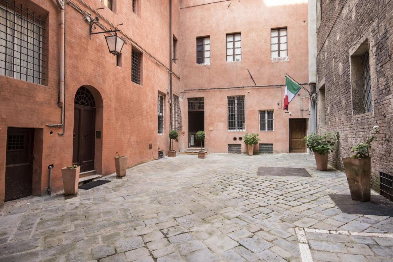 La Terrazza Sul Campo-Rooms Only Siena Luaran gambar